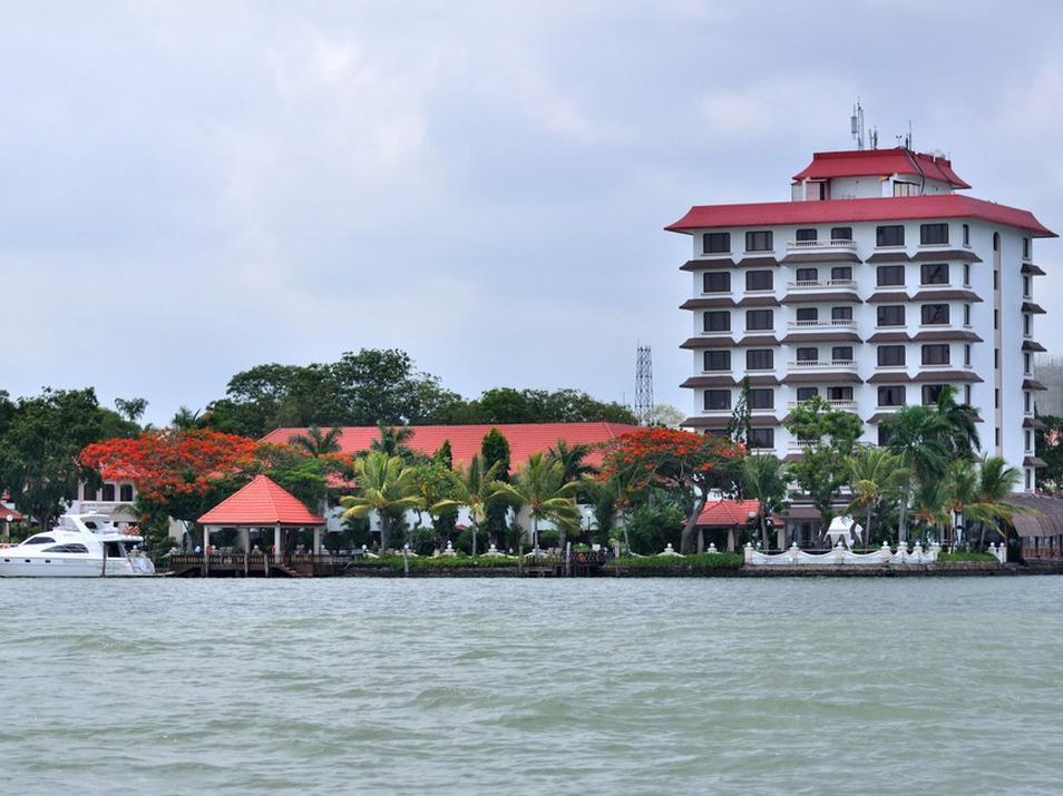 Taj Malabar Resort & Spa, Cochin. Kochi Buitenkant foto