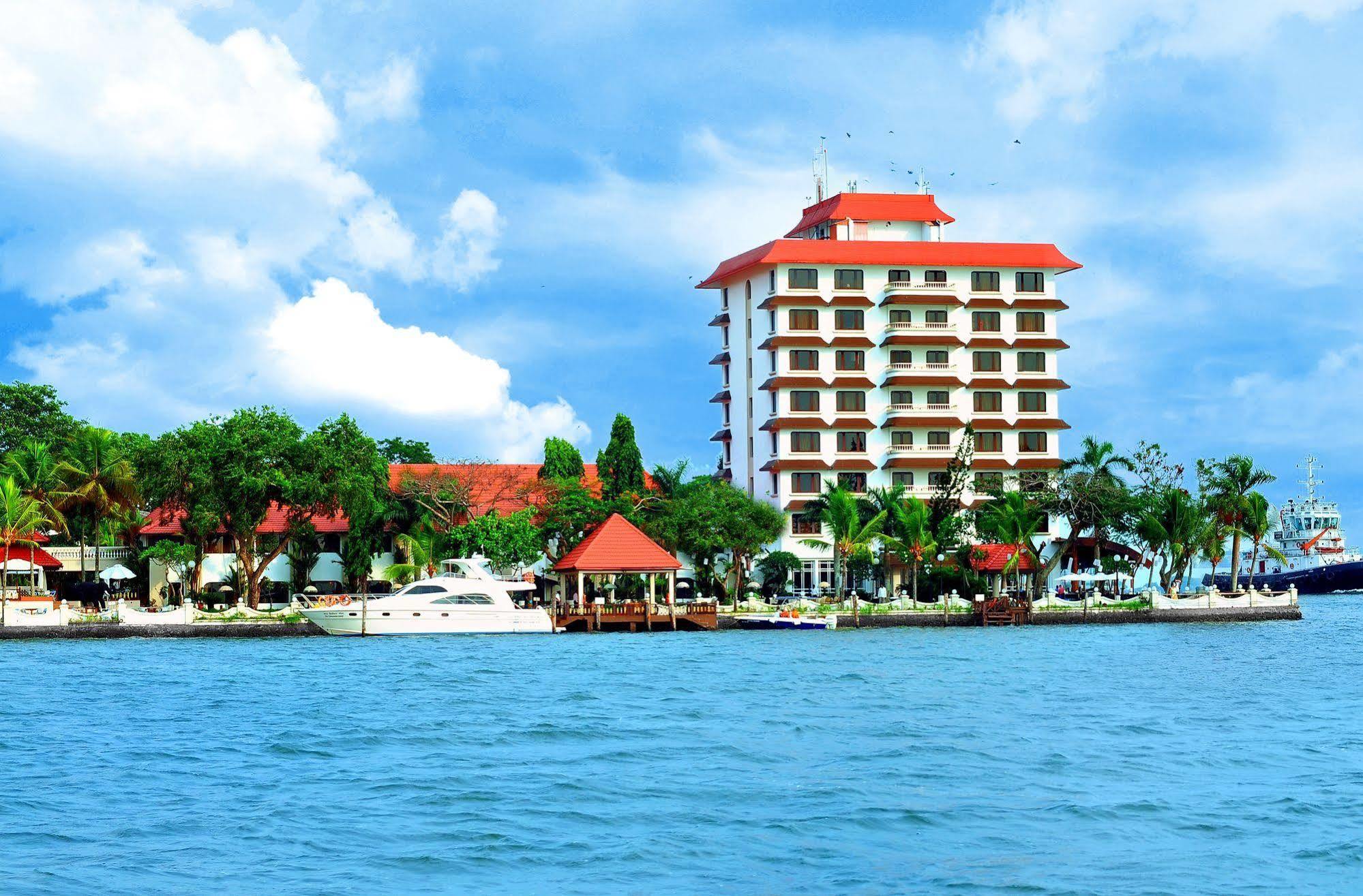 Taj Malabar Resort & Spa, Cochin. Kochi Buitenkant foto